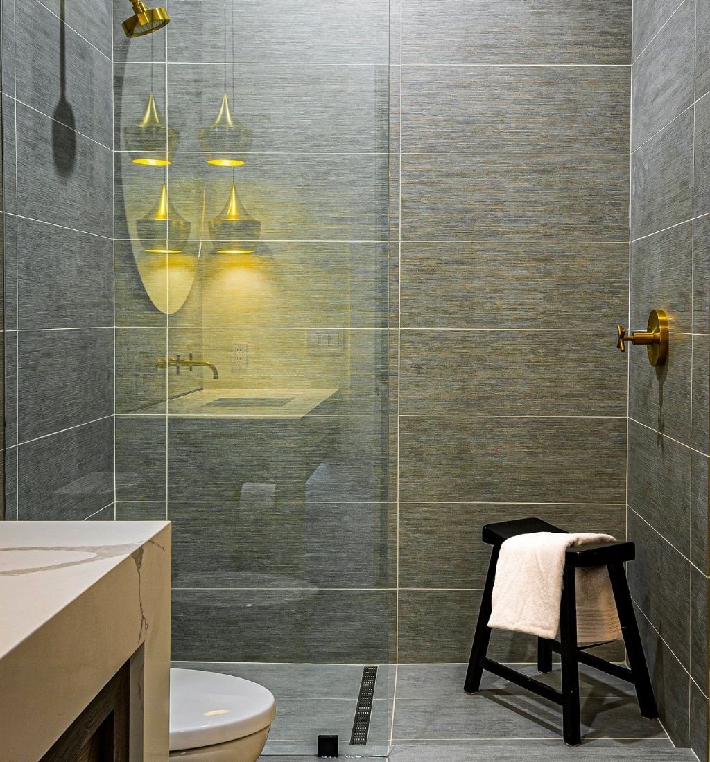 bathroom fitters N2 8AG